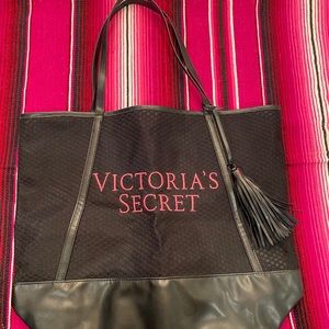 Victoria’s Secret NWOT Tote Bag